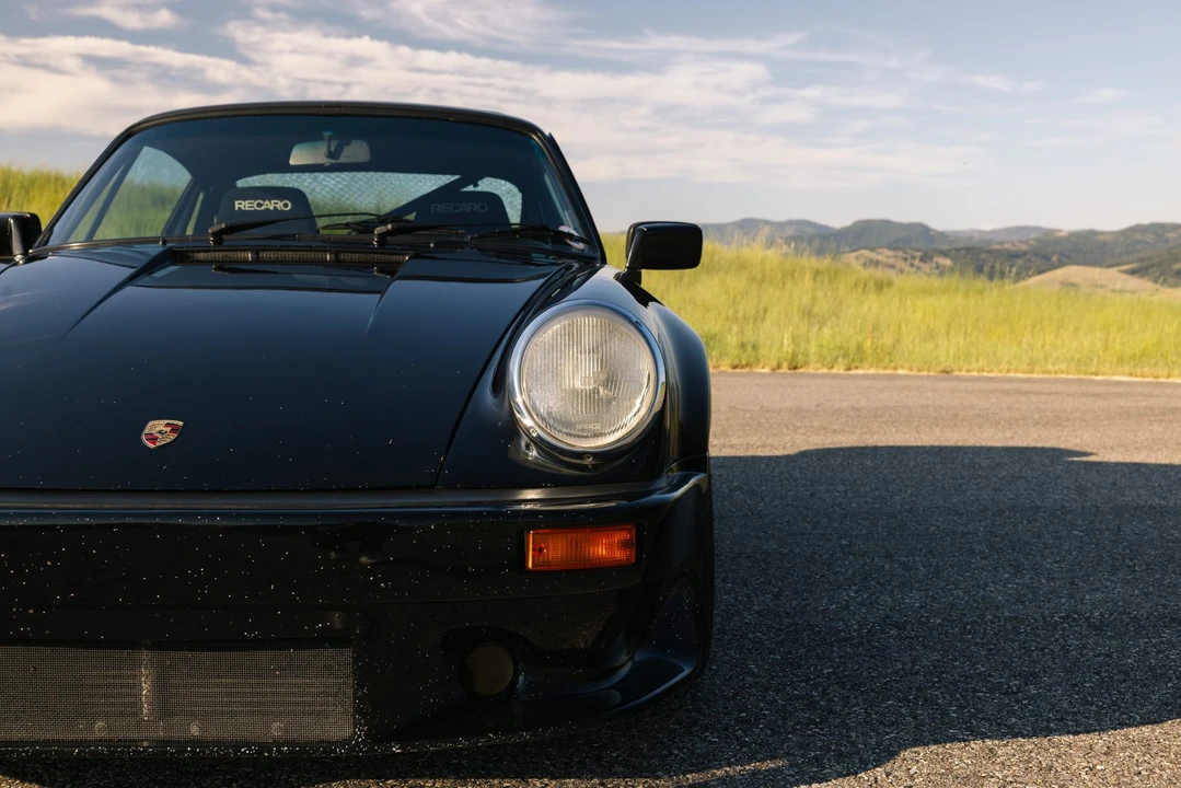 1984 Porsche 911 Carrera 3.2 - Image 13 of 31