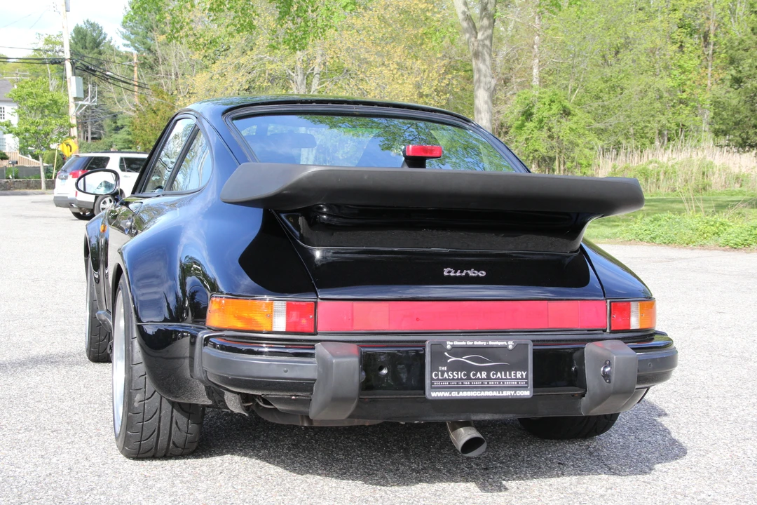 1986 Porsche 911 Carrera 3.2 - Image 6 of 31