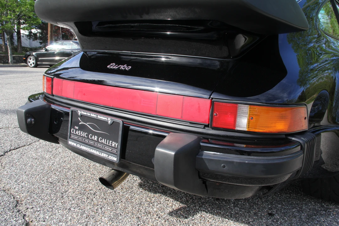 1986 Porsche 911 Carrera 3.2 - Image 26 of 31