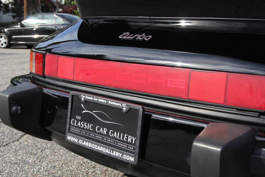1986 Porsche 911 Carrera 3.2 - Image 27 of 31
