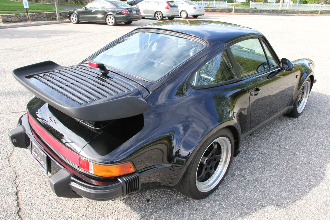1986 Porsche 911 Carrera 3.2 - Image 10 of 31