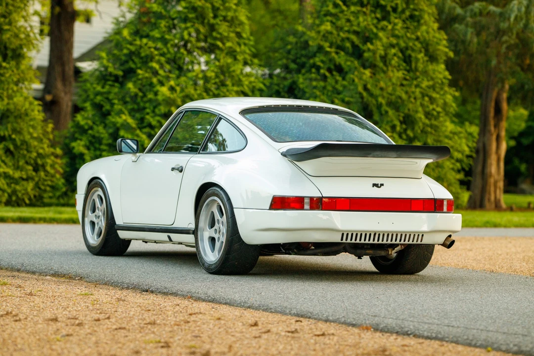 1987 Porsche 911 Carrera 3.2 - Image 17 of 31