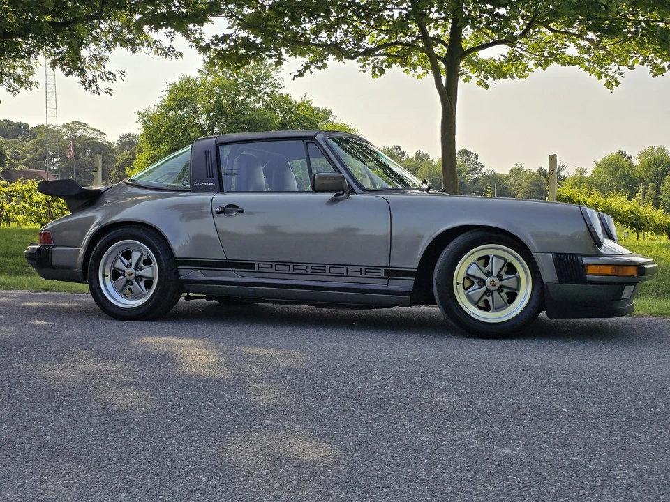 1987 Porsche 911 Carrera 3.2 - Image 23 of 31