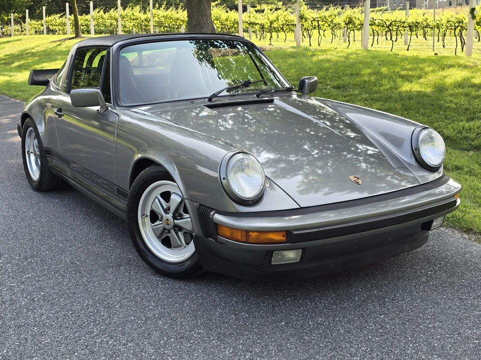 1987 Porsche 911 Carrera 3.2 - Image 18 of 31
