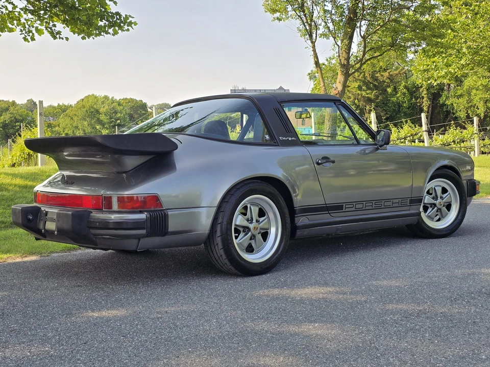 1987 Porsche 911 Carrera 3.2 - Image 28 of 31