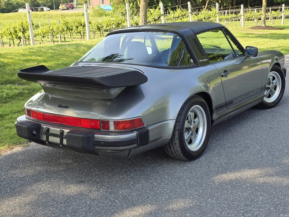 1987 Porsche 911 Carrera 3.2 - Image 29 of 31