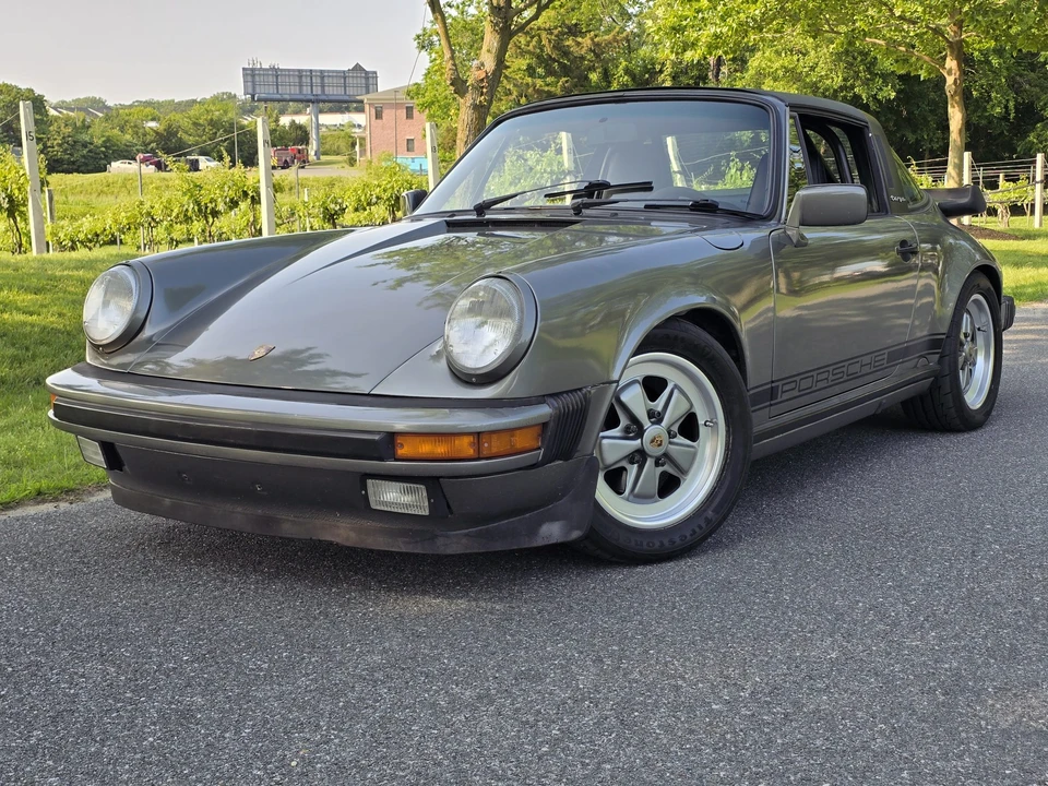 1987 Porsche 911 Carrera 3.2 - Image 6 of 31
