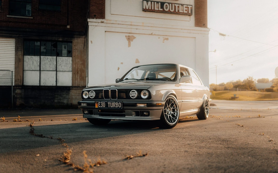 1988 BMW E30 3 Series - Image 14 of 31