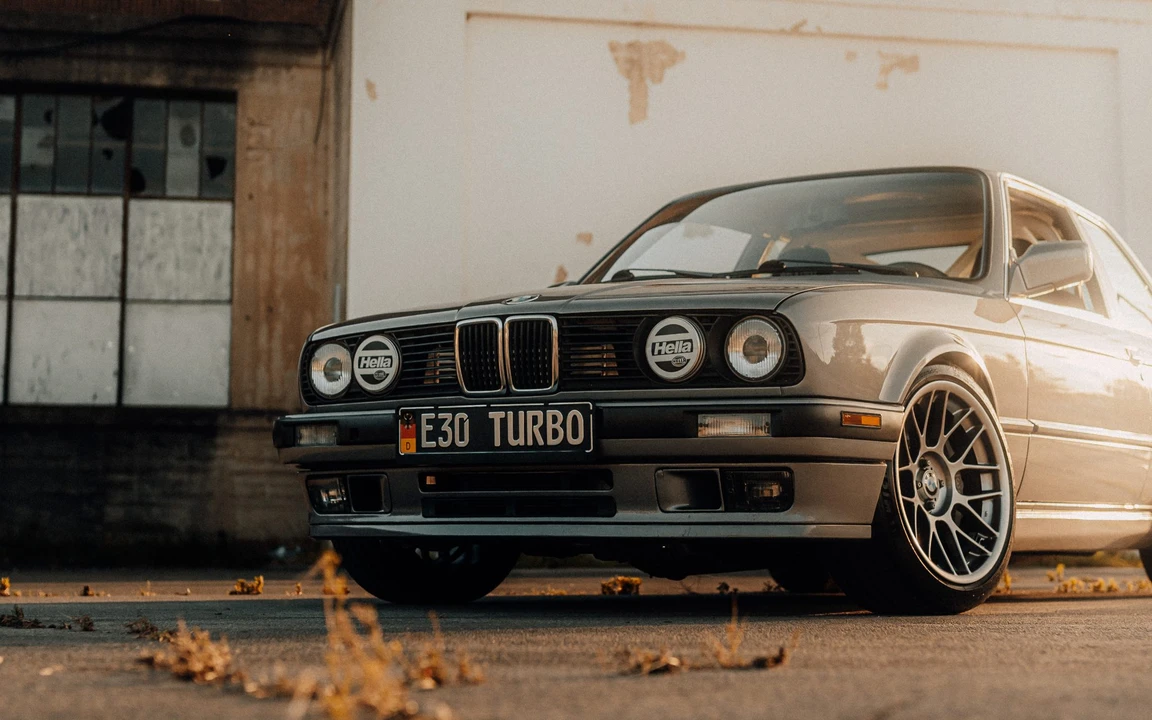 1988 BMW E30 3 Series - Image 15 of 31