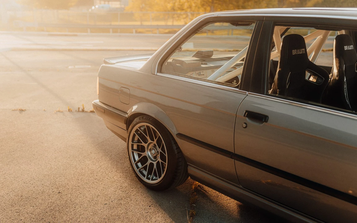 1988 BMW E30 3 Series - Image 21 of 31