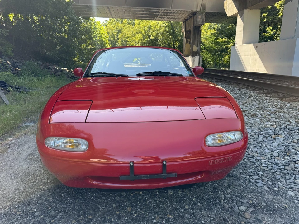 1990 Mazda NA MX-5 Miata - Image 26 of 31