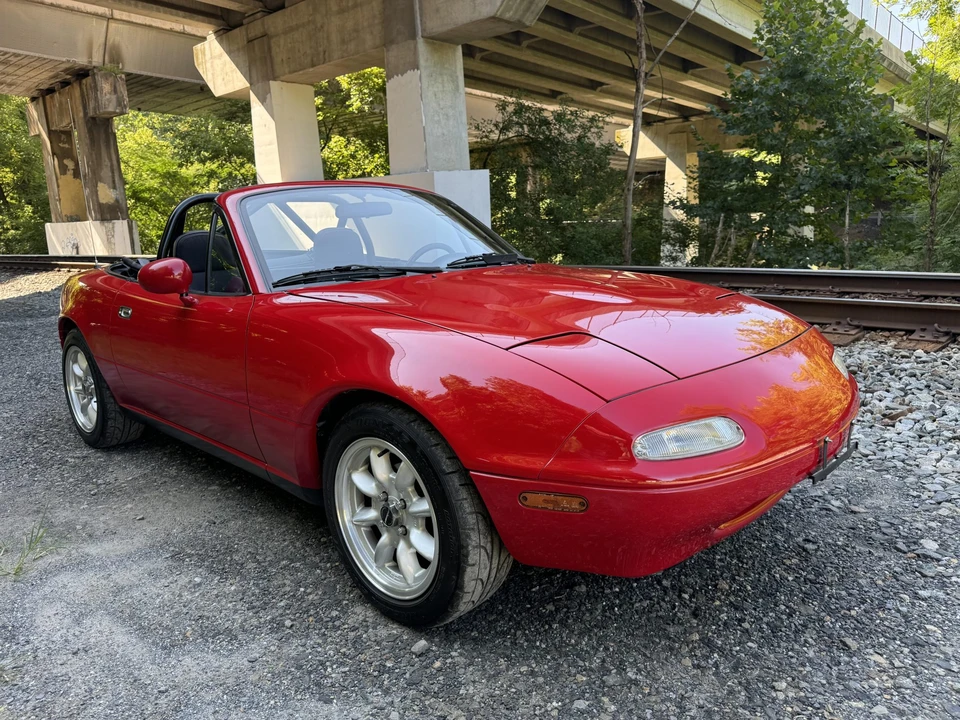 1990 Mazda NA MX-5 Miata - Image 24 of 31