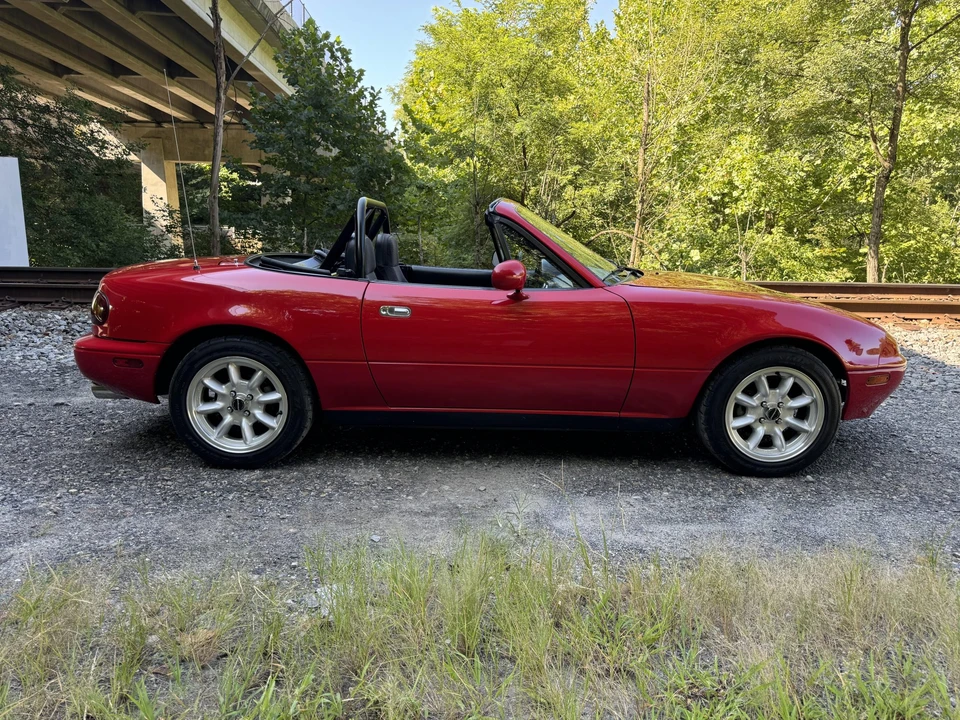 1990 Mazda NA MX-5 Miata - Image 20 of 31