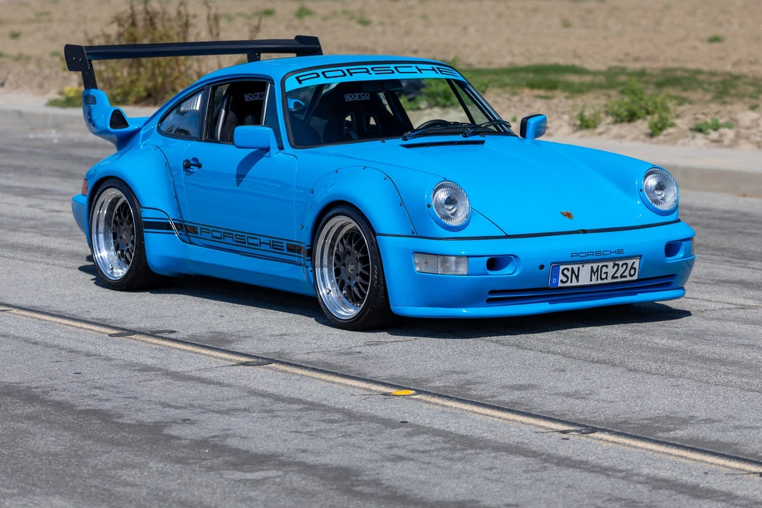 1990 Porsche 964 Carrera 4 - Image 26 of 31