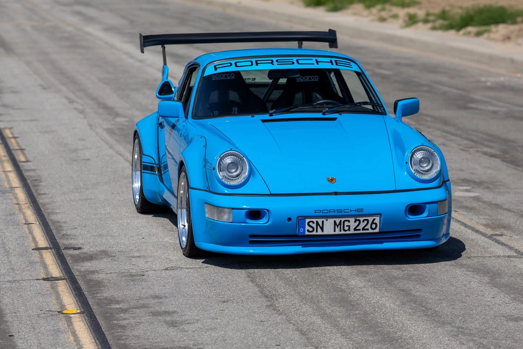 1990 Porsche 964 Carrera 4 - Image 28 of 31