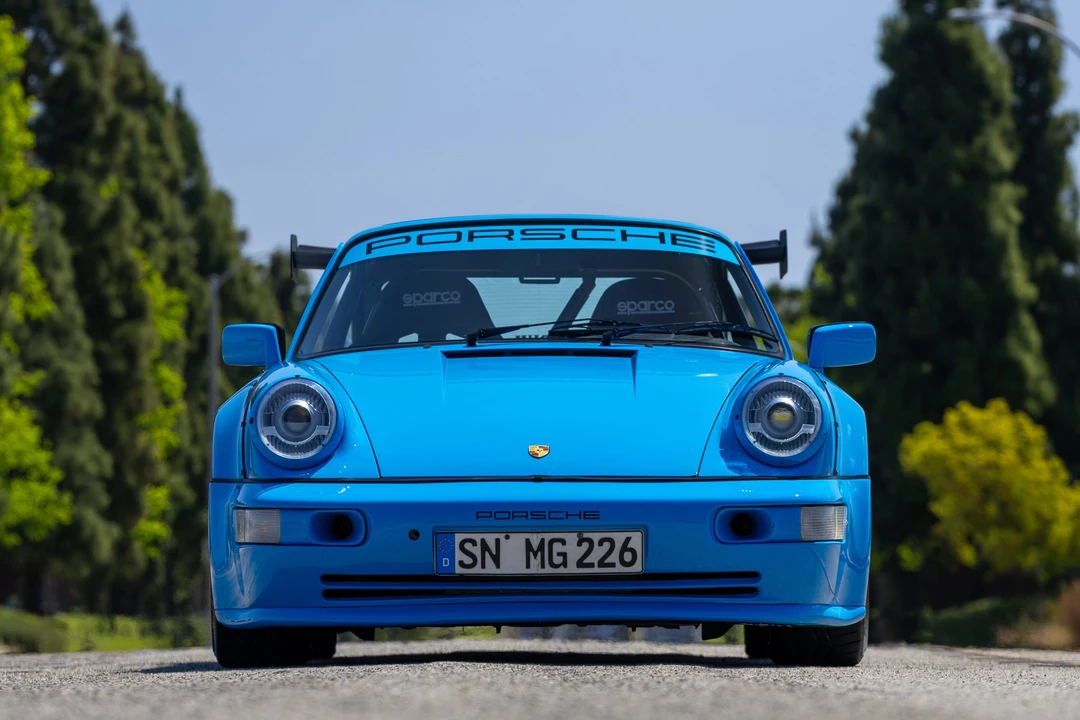 1990 Porsche 964 Carrera 4 - Image 30 of 31