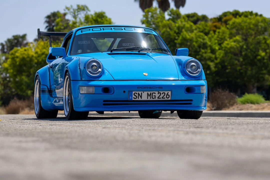 1990 Porsche 964 Carrera 4 - Image 29 of 31