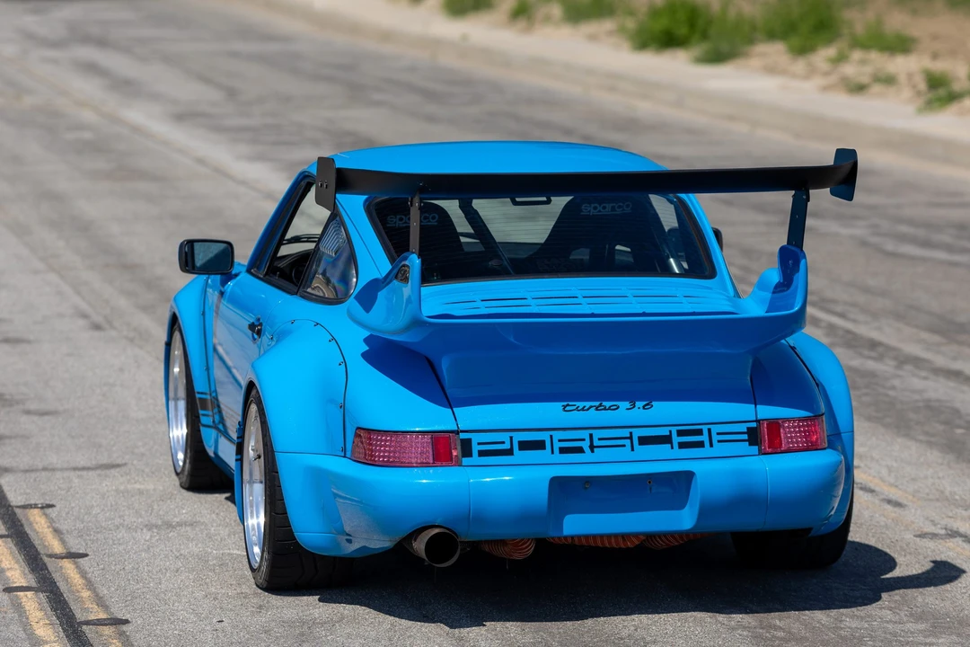1990 Porsche 964 Carrera 4 - Image 11 of 31