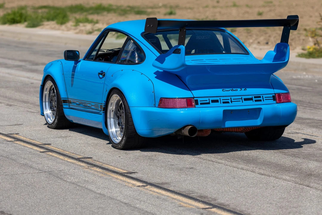 1990 Porsche 964 Carrera 4 - Image 12 of 31