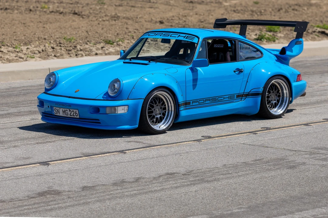 1990 Porsche 964 Carrera 4 - Image 5 of 31
