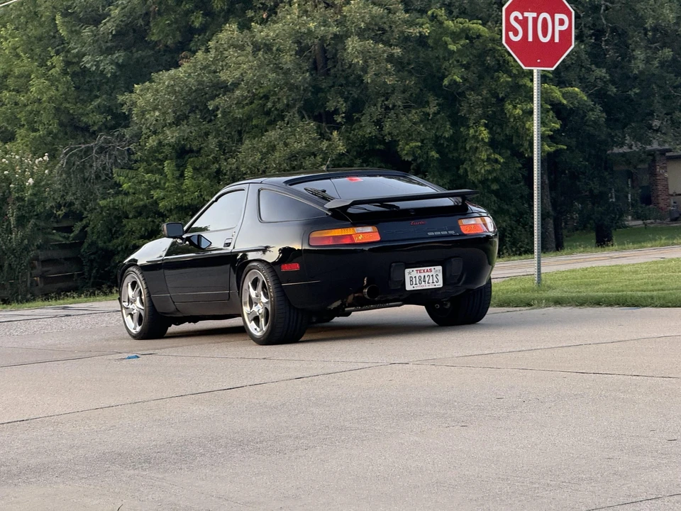 1990 Porsche 928 S4 - Image 18 of 31