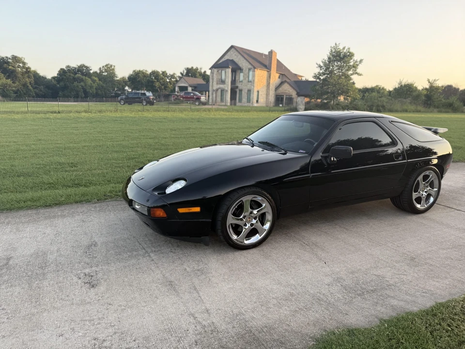 1990 Porsche 928 S4 - Image 2 of 31