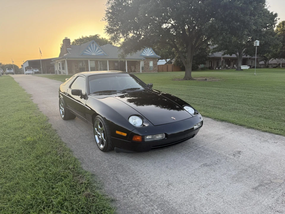 1990 Porsche 928 S4 - Image 7 of 31