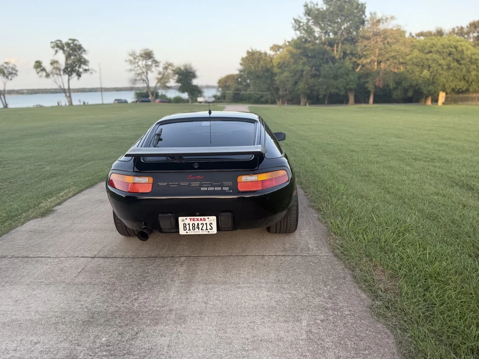 1990 Porsche 928 S4 - Image 17 of 31