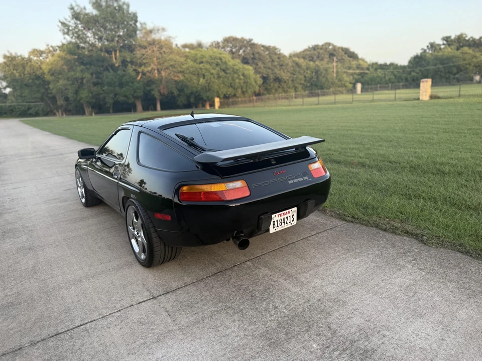 1990 Porsche 928 S4 - Image 19 of 31