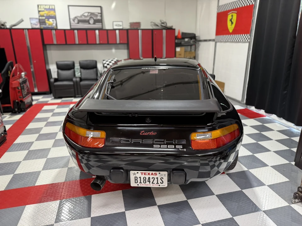 1990 Porsche 928 S4 - Image 30 of 31