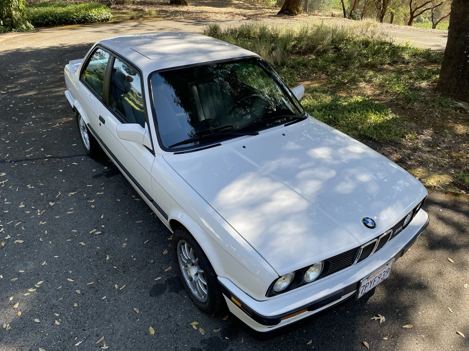 1991 BMW E30 3 Series - Image 2 of 31