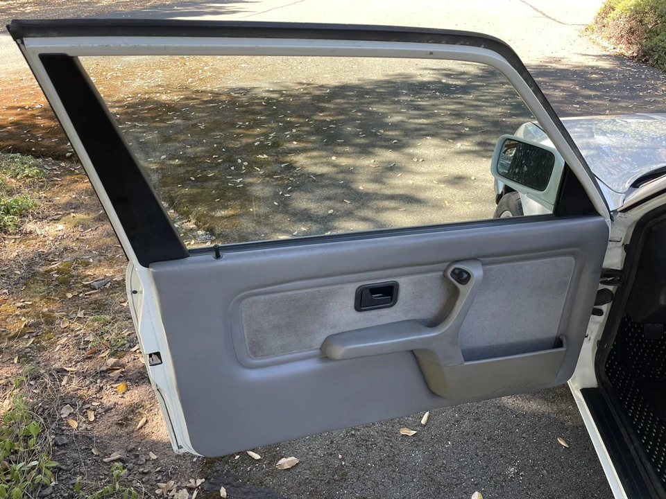 1991 BMW E30 3 Series - Image 24 of 31