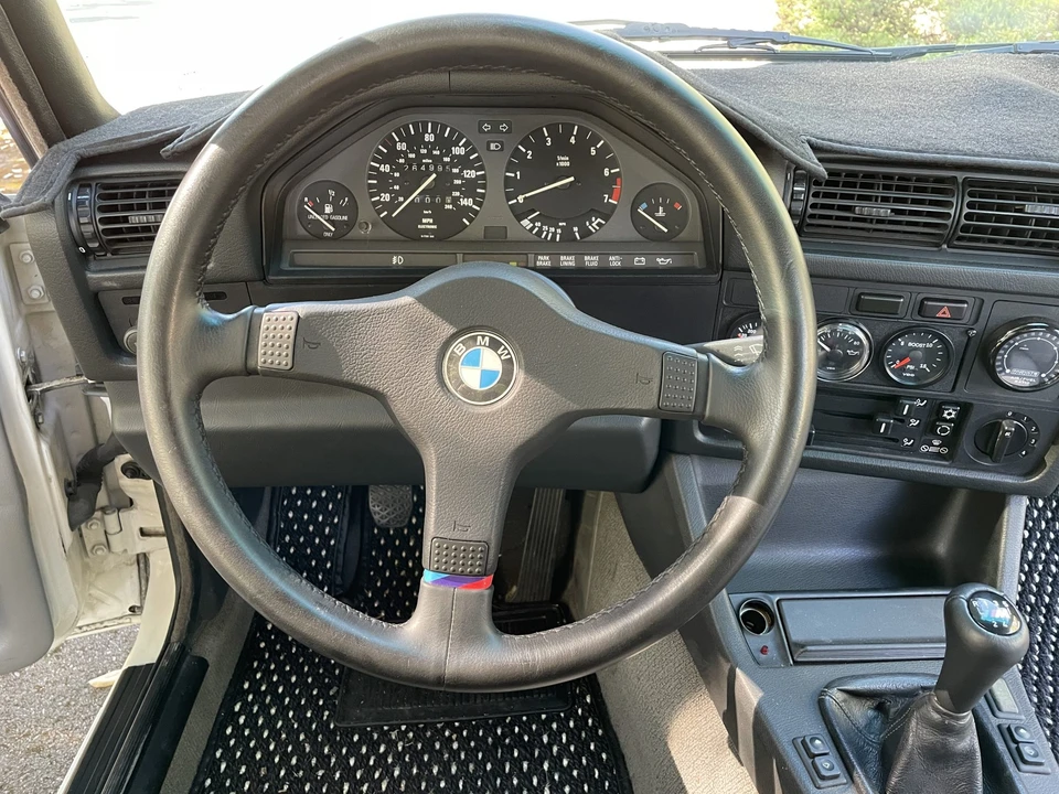 1991 BMW E30 3 Series - Image 28 of 31