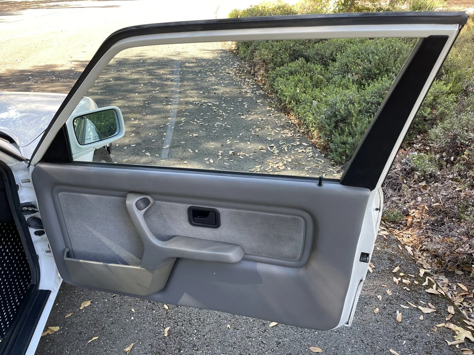 1991 BMW E30 3 Series - Image 27 of 31