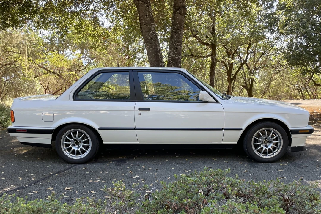 1991 BMW E30 3 Series - Image 14 of 31