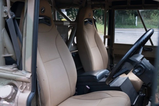 1991 Land Rover Defender 110 - Image 4 of 8