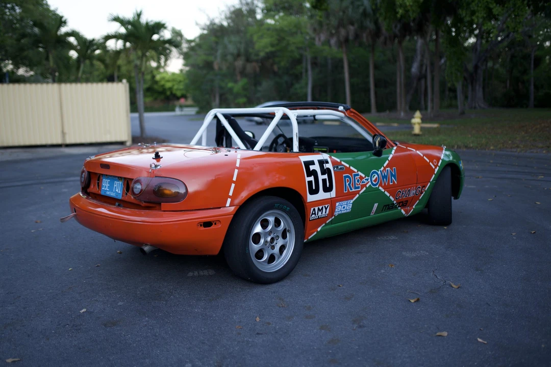 1991 Mazda NA MX-5 Miata - Image 17 of 31