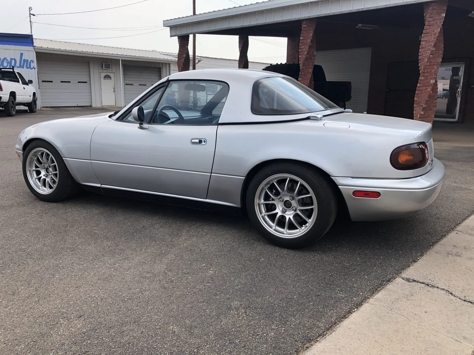 1992 Mazda NA MX-5 Miata - Image 2 of 31