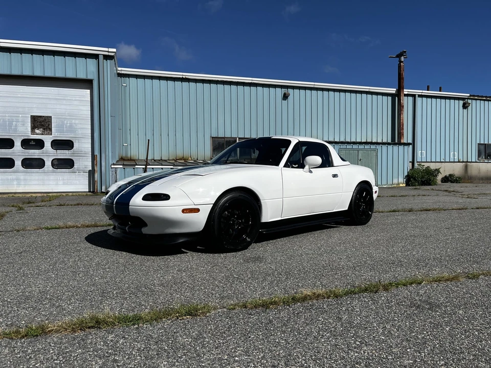 1993 Mazda NA MX-5 Miata - Image 15 of 31