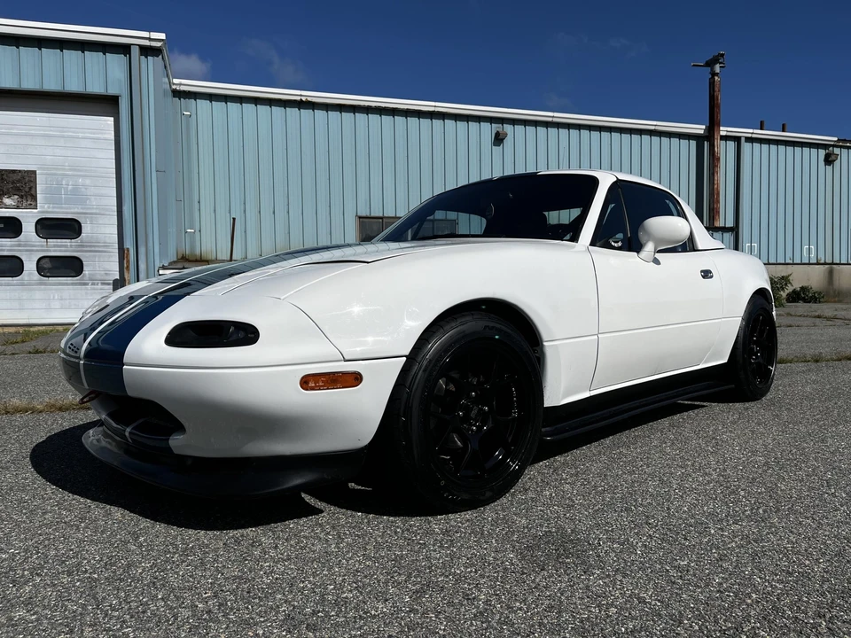 1993 Mazda NA MX-5 Miata - Image 16 of 31
