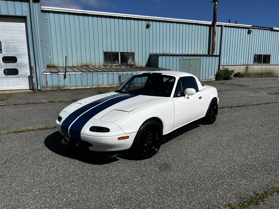1993 Mazda NA MX-5 Miata - Image 17 of 31