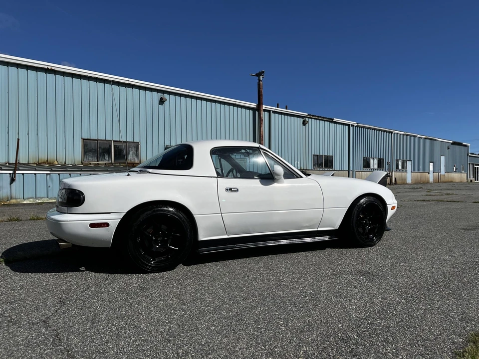 1993 Mazda NA MX-5 Miata - Image 24 of 31