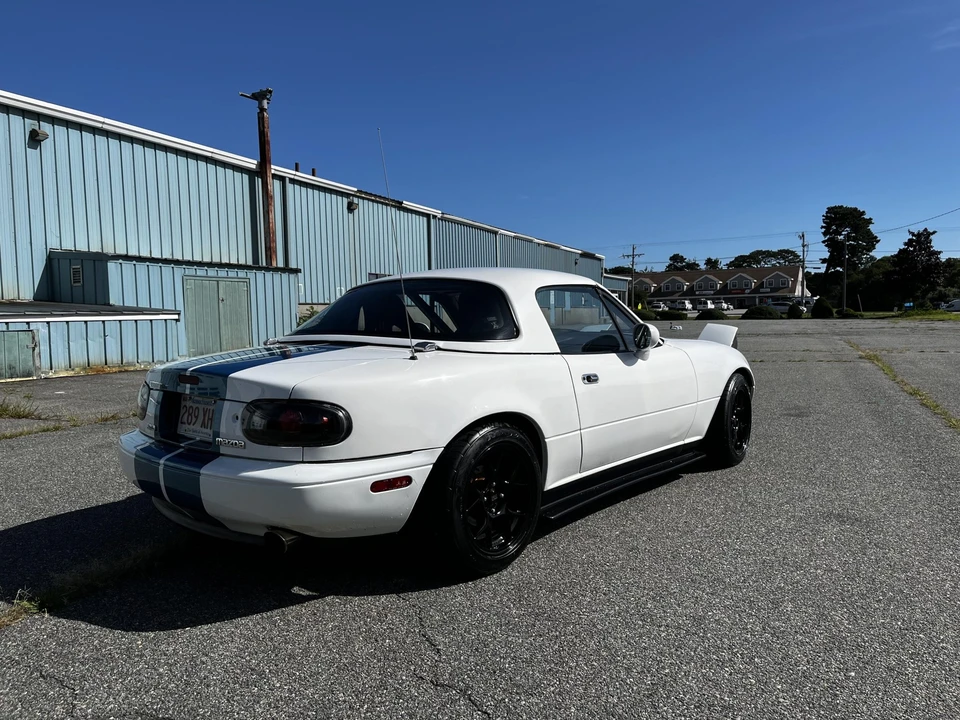 1993 Mazda NA MX-5 Miata - Image 23 of 31