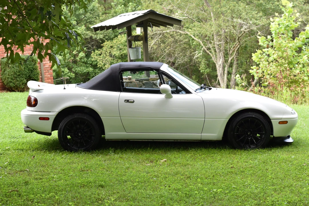 1993 Mazda NA MX-5 Miata - Image 15 of 31