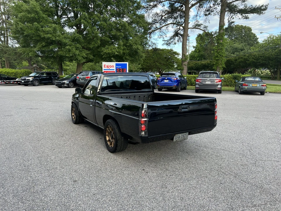 1993 Nissan Frontier - Image 12 of 31
