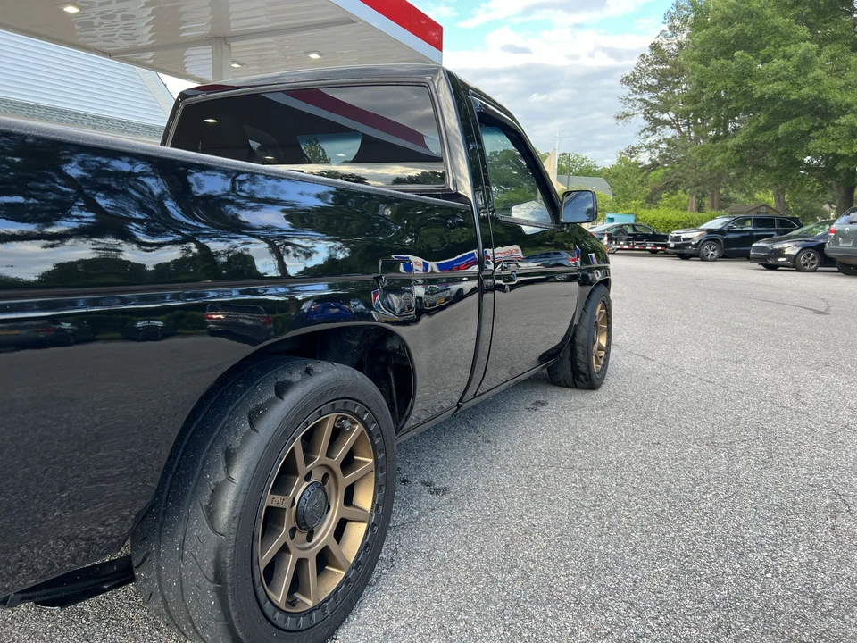 1993 Nissan Frontier - Image 22 of 31