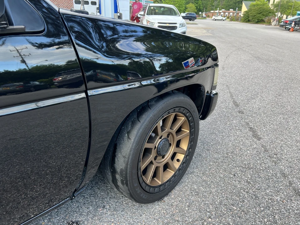 1993 Nissan Frontier - Image 21 of 31