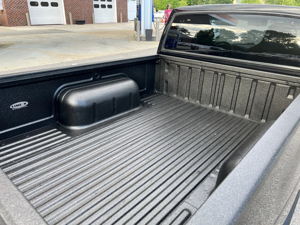 1993 Nissan Frontier - Image 24 of 31