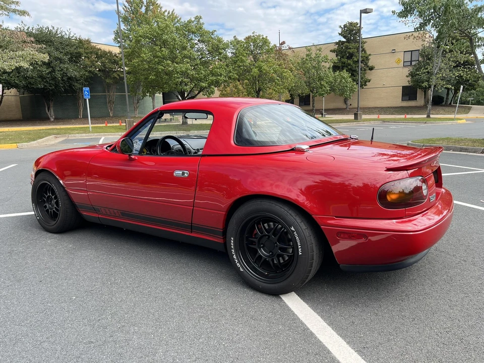 1994 Mazda NA MX-5 Miata - Image 9 of 31