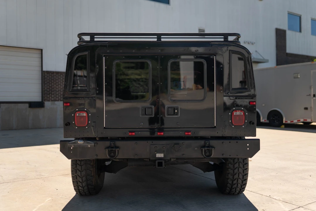 1995 Hummer Hummer H1 - Image 17 of 31